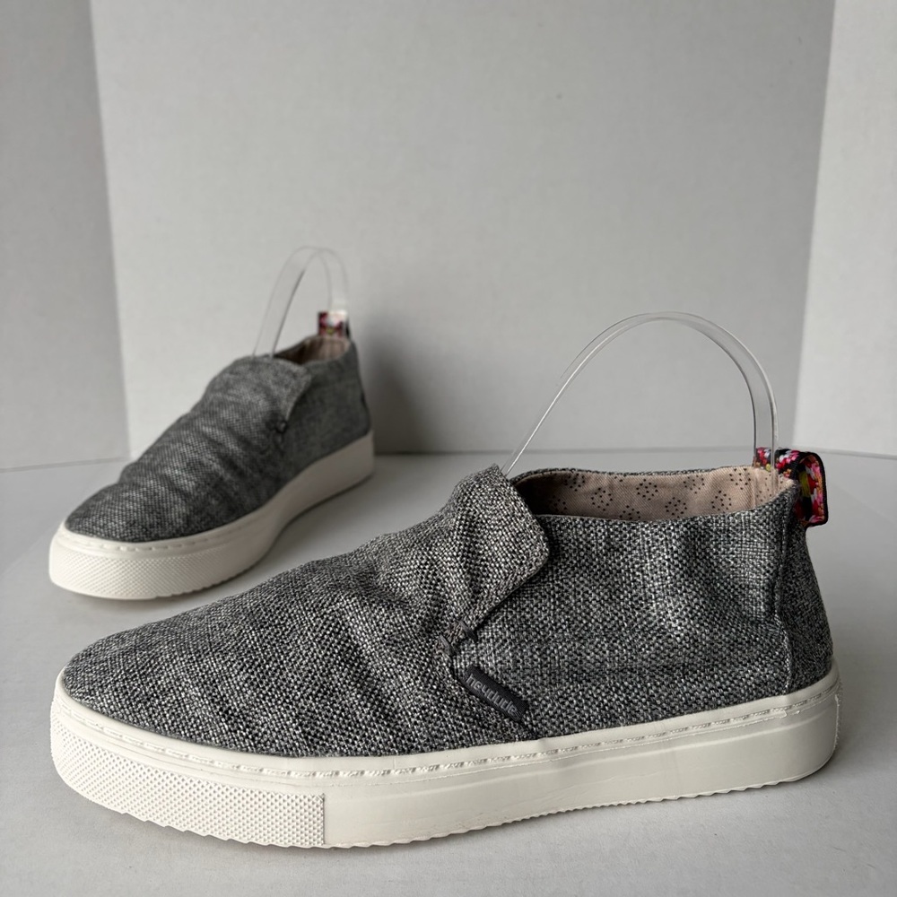 Hey Dude Women Grey Woven Textile Slip On Sneakers White Platform Sole Boho Heel
